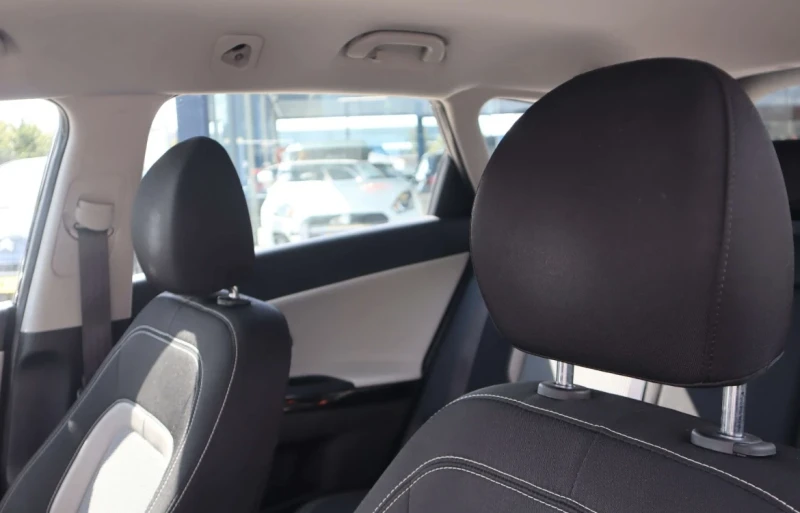 Kia Ceed 1.6, снимка 7 - Автомобили и джипове - 53312703