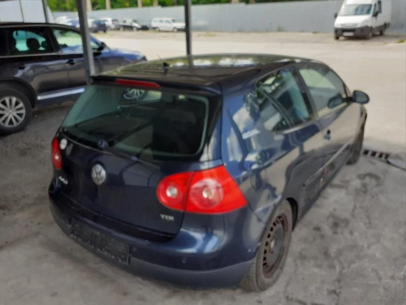 VW Golf 1.9, снимка 1 - Автомобили и джипове - 46829768