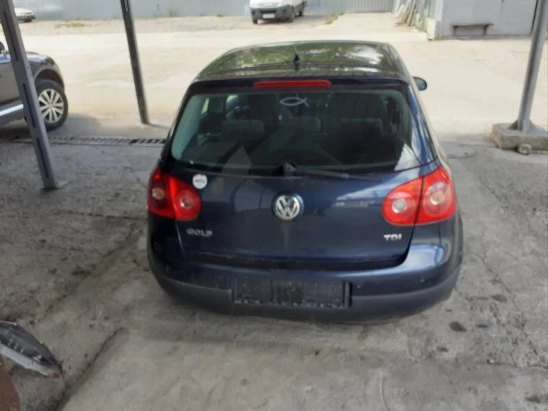 VW Golf 1.9, снимка 3 - Автомобили и джипове - 46829768