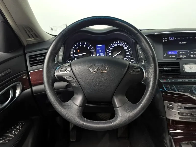 Infiniti Q70 Style 3.7 Бензин, снимка 4 - Автомобили и джипове - 55455962
