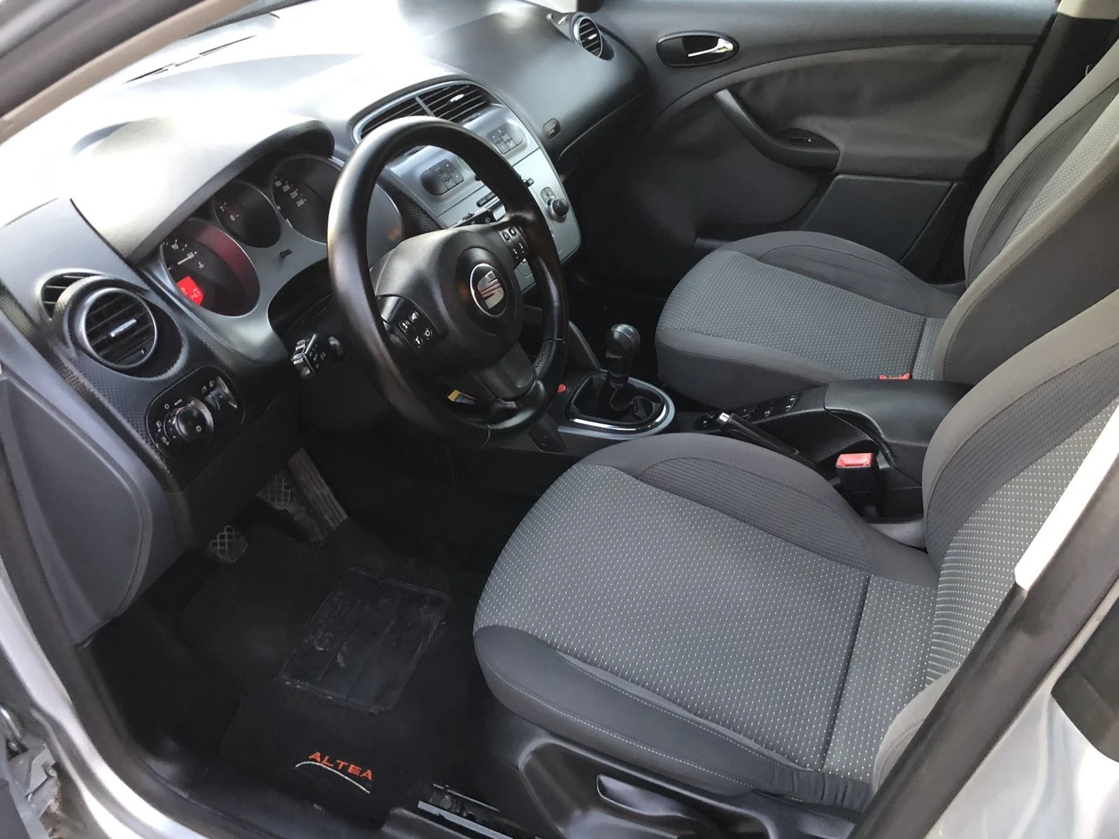 Seat Altea XL ОБСЛУЖЕНА;:Всичко;:: - изображение 8