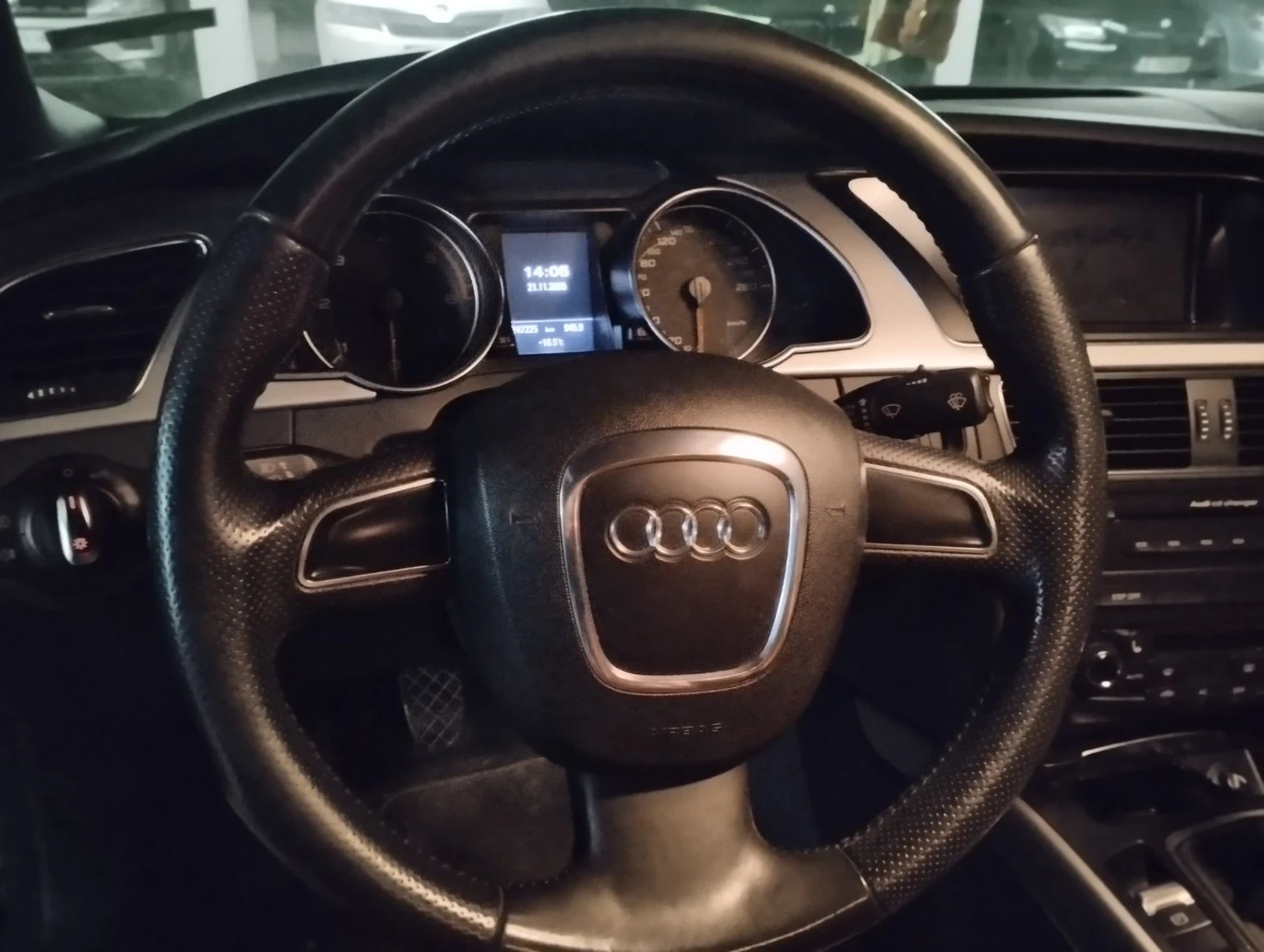 Audi A5 3.0, снимка 11 - Автомобили и джипове - 53640250