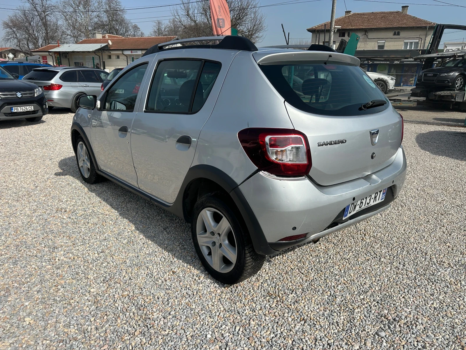 Dacia Sandero 1.5dci STEPWAY, снимка 4 - Автомобили и джипове - 53782937