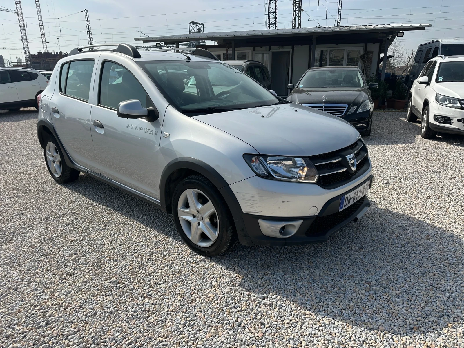 Dacia Sandero 1.5dci STEPWAY, снимка 8 - Автомобили и джипове - 53782937