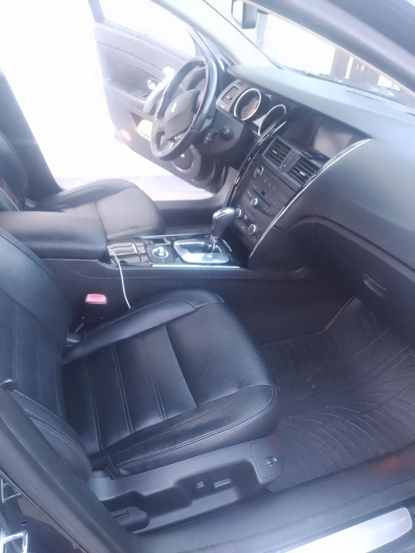 Renault Latitude 3000 DCI INITIALE, снимка 10 - Автомобили и джипове - 53854310