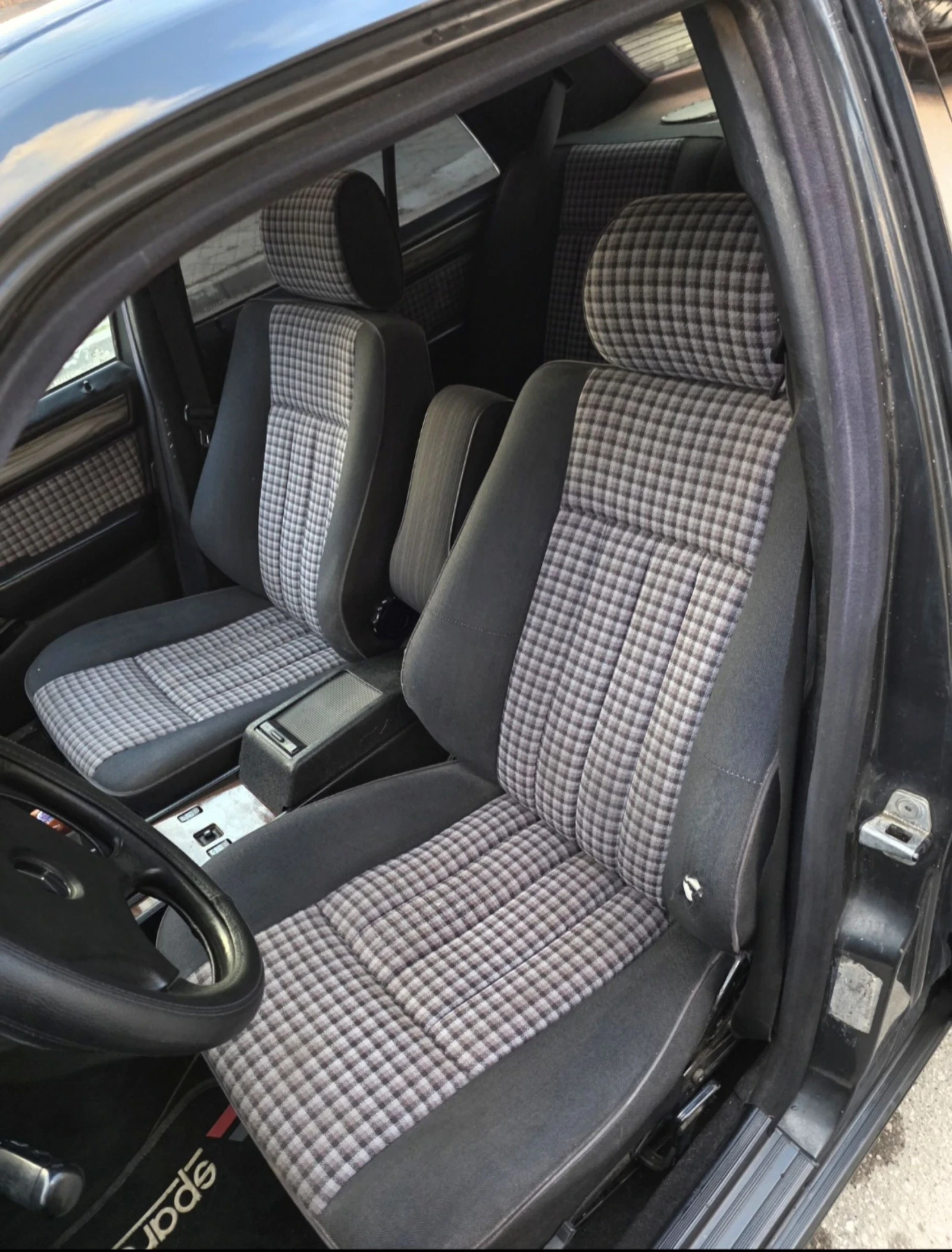 Mercedes-Benz 124, снимка 8 - Автомобили и джипове - 53920009