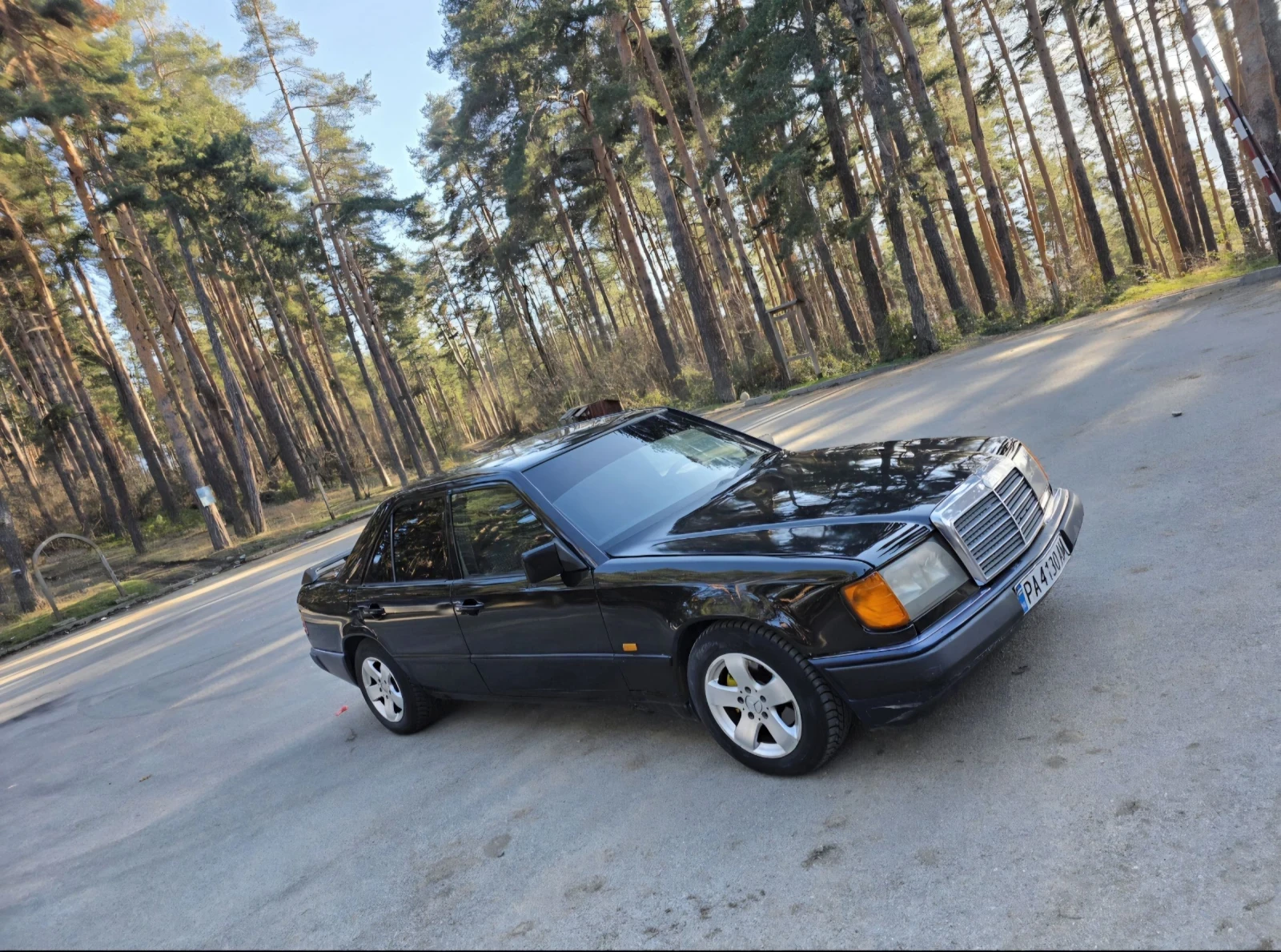 Mercedes-Benz 124, снимка 3 - Автомобили и джипове - 53920009