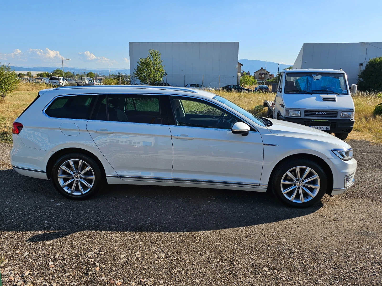 VW Passat plug-in hybrid 1.4i, снимка 5 - Автомобили и джипове - 53930260