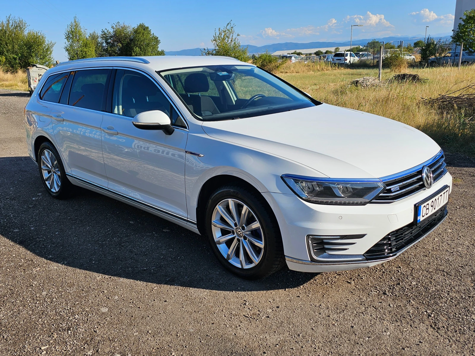 VW Passat plug-in hybrid 1.4i, снимка 4 - Автомобили и джипове - 53930260