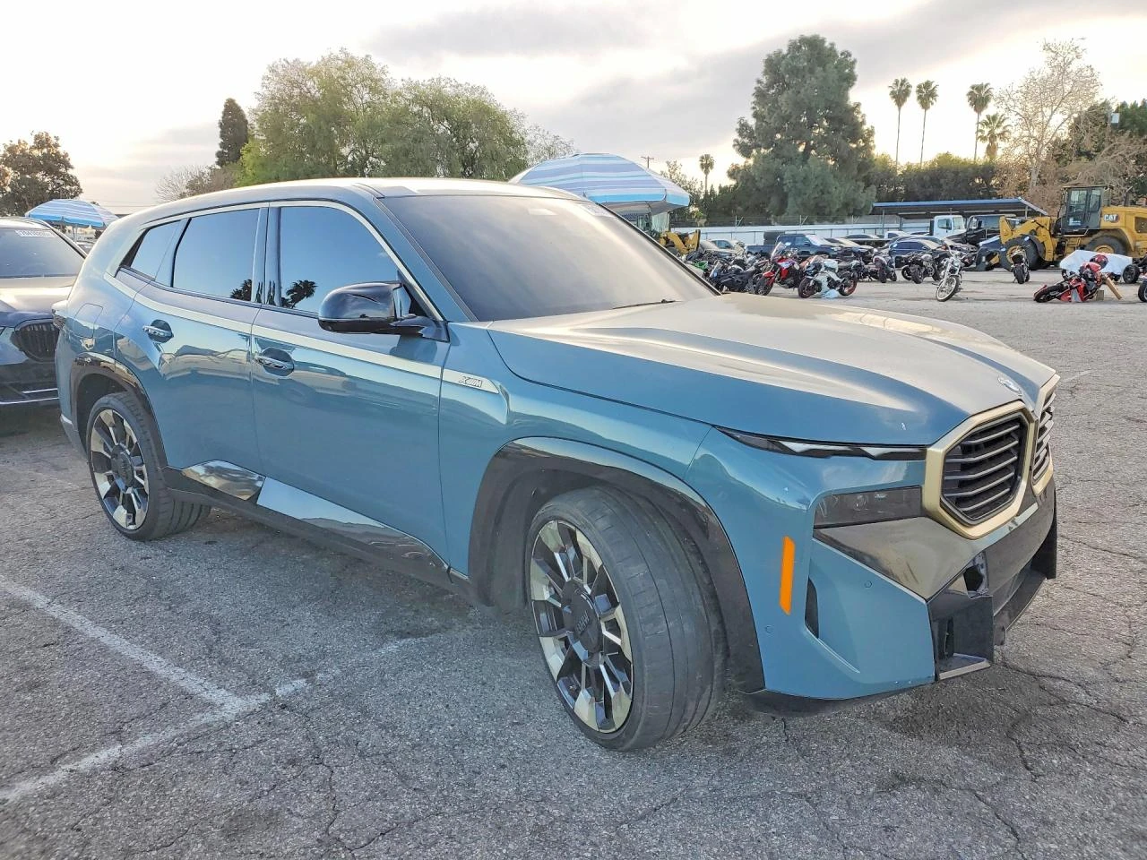 BMW XM 4.4l, снимка 4 - Автомобили и джипове - 53986243