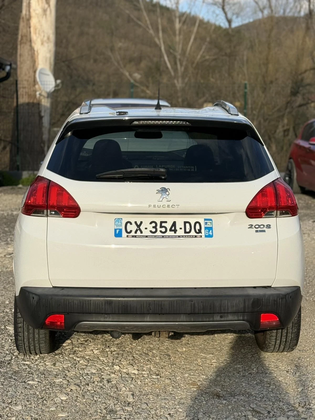 Peugeot 2008 1.6 HDI, снимка 5 - Автомобили и джипове - 54159554