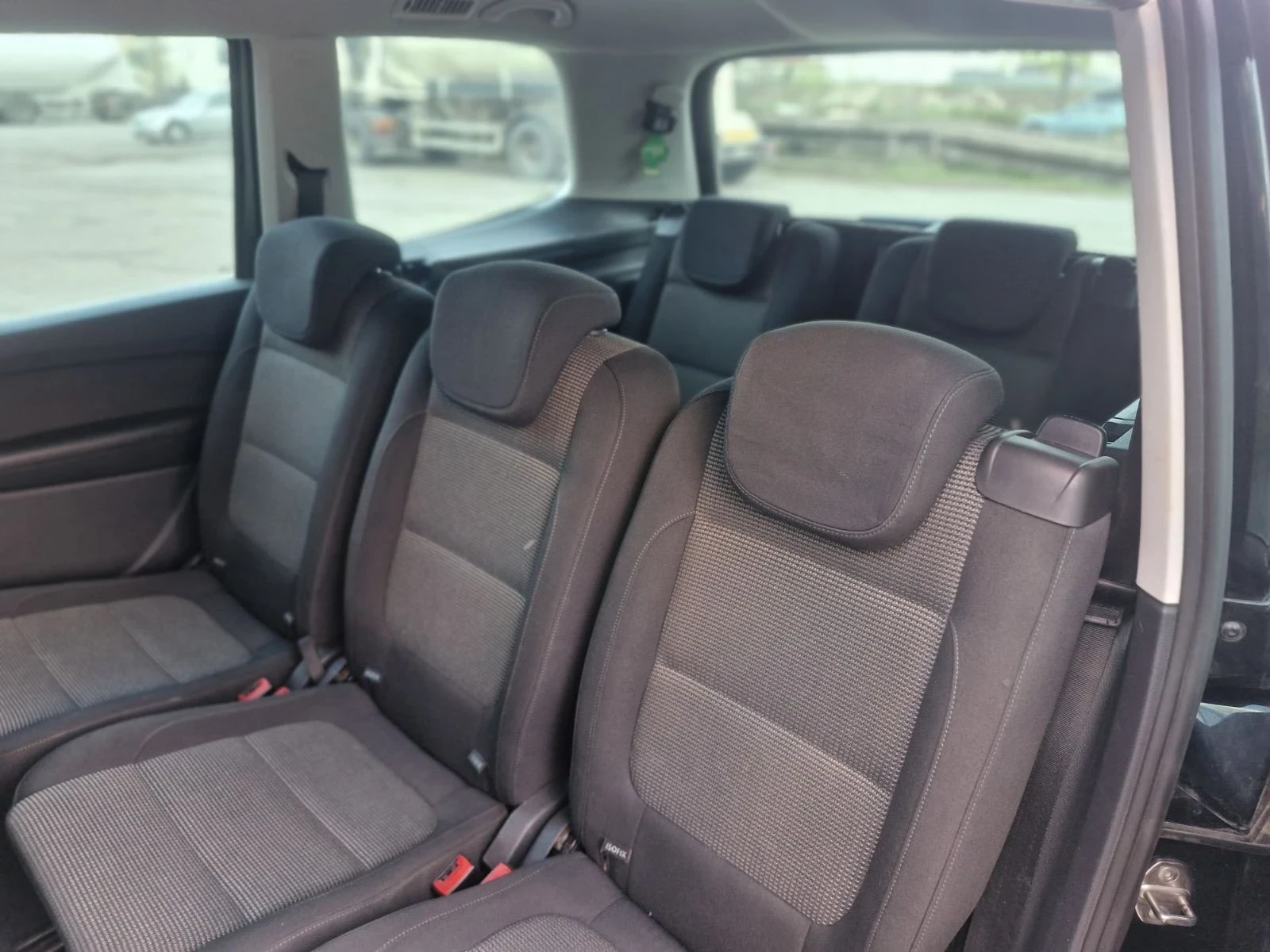 VW Sharan 2.0 TDI 7 МЕСТЕН , снимка 11 - Автомобили и джипове - 54455419