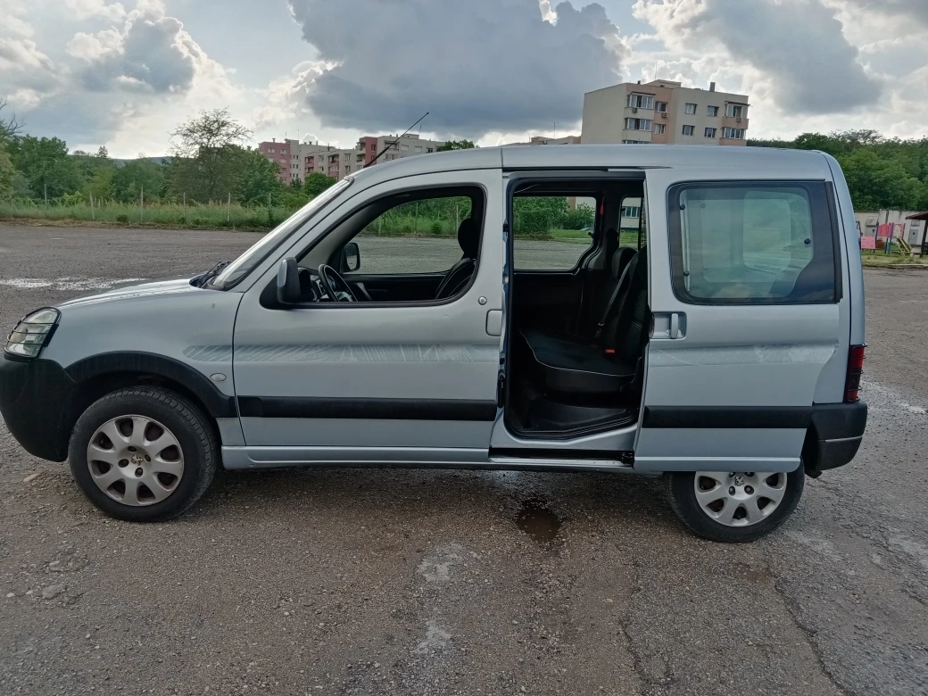 Peugeot Partner 1.6i KLIMA, снимка 6 - Автомобили и джипове - 54645554