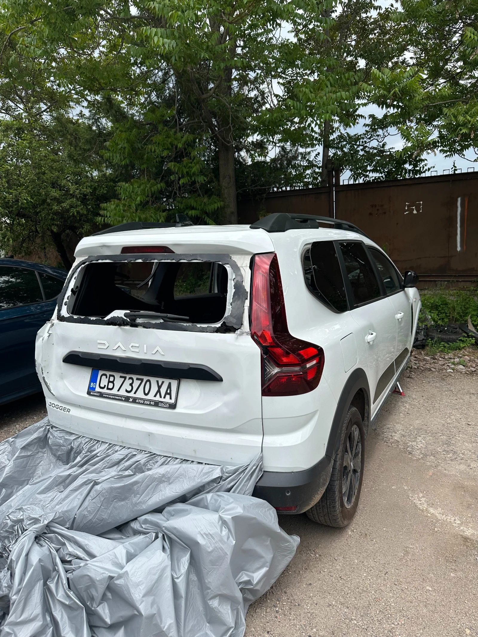 Dacia Jogger, снимка 4 - Автомобили и джипове - 54677827