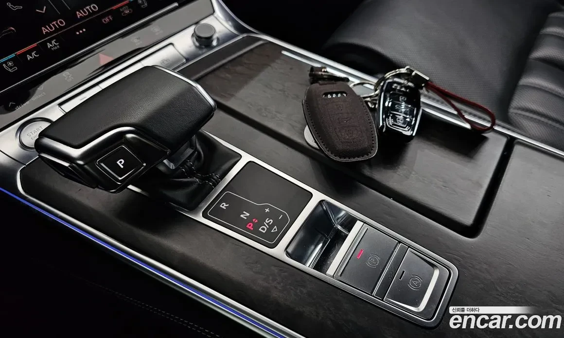 Audi A7 55 TFSI Quattro, Distronic, HeadUP, Обдух, 360-cam, снимка 8 - Автомобили и джипове - 54738503