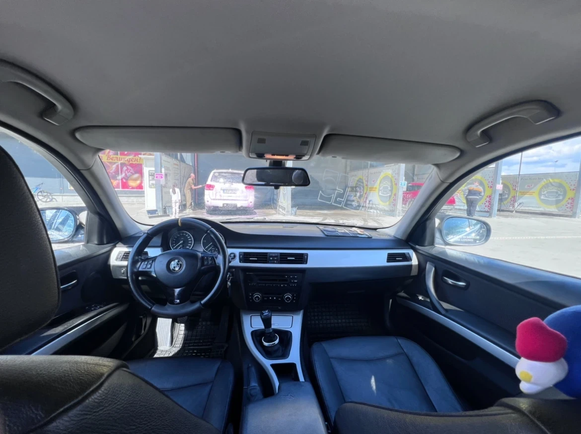 BMW 320 М-Пакет Фейс, снимка 3 - Автомобили и джипове - 55124912