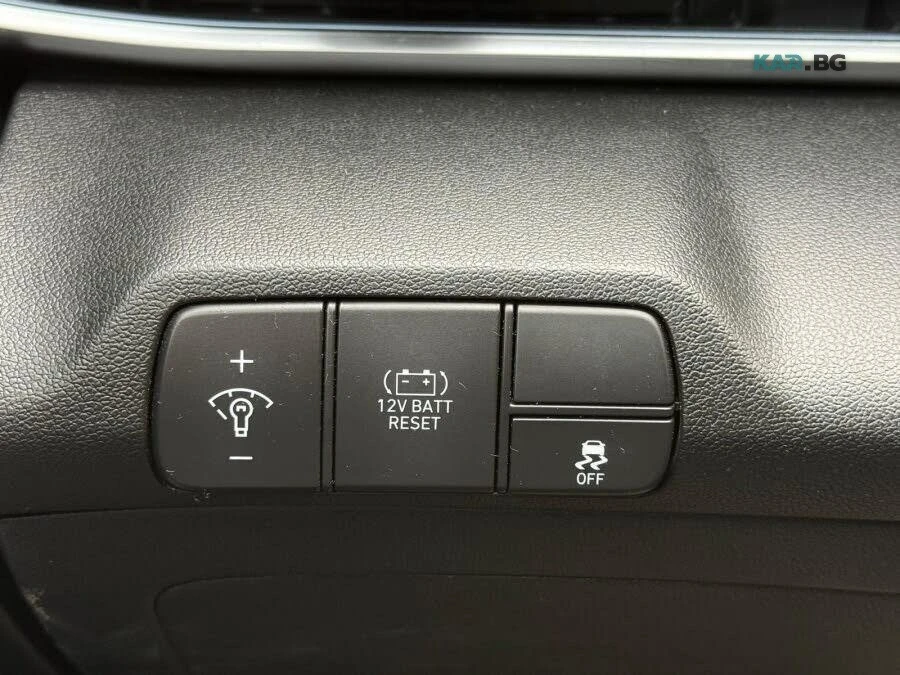 Hyundai Elantra Hybrid Luxury FWD* АвтоКредит* (ЦЕНА ДО БГ), снимка 10 - Автомобили и джипове - 55224866