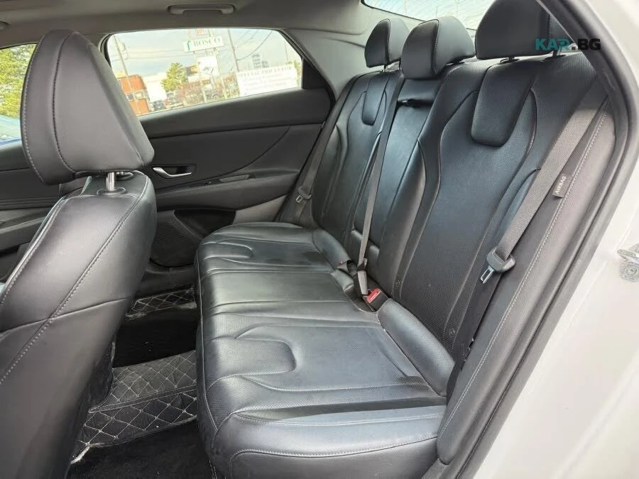 Hyundai Elantra Hybrid Luxury FWD* АвтоКредит* (ЦЕНА ДО БГ), снимка 12 - Автомобили и джипове - 55224866
