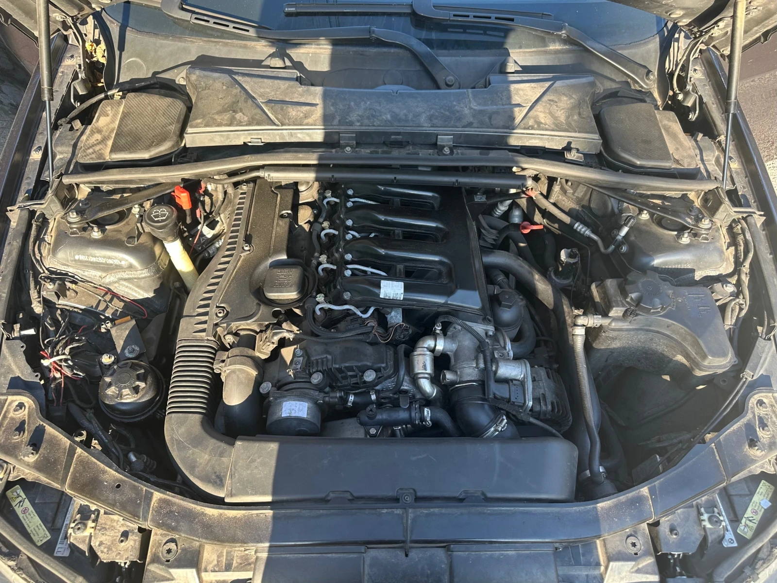 BMW 330 XD, снимка 11 - Автомобили и джипове - 55244598