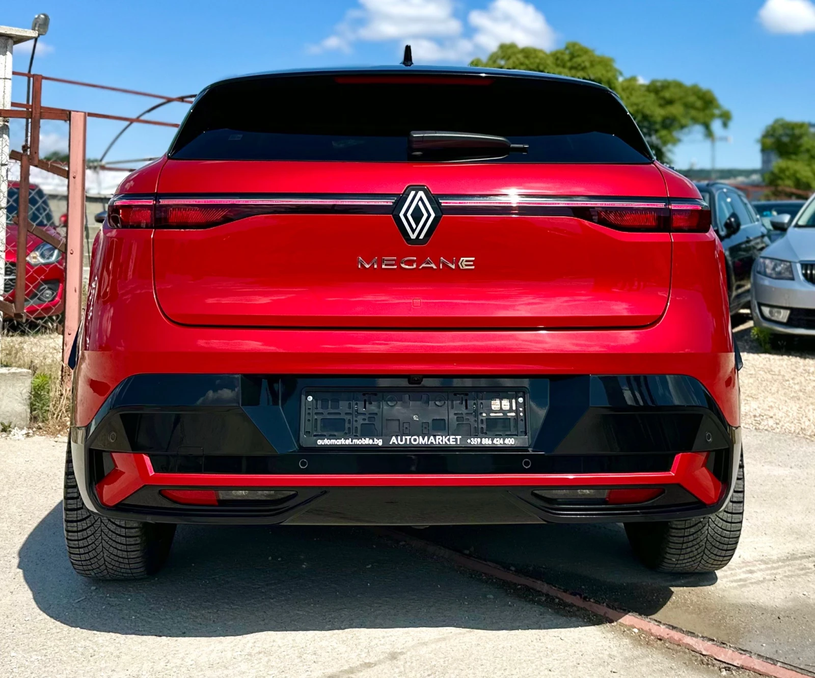 Renault Megane E-Tech EV60 60Kwh Iconic �������� SOH 95, 2% | Mobile.bg � ����������� 7