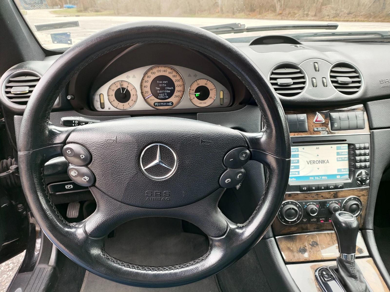 Mercedes-Benz CLK 320 avangard, снимка 5 - Автомобили и джипове - 55905081