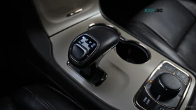 Jeep Grand cherokee SUMMIT* 4X4* 8ZF* DISTRONIC* HARMAN* PANO* ОБДУХ* , снимка 10