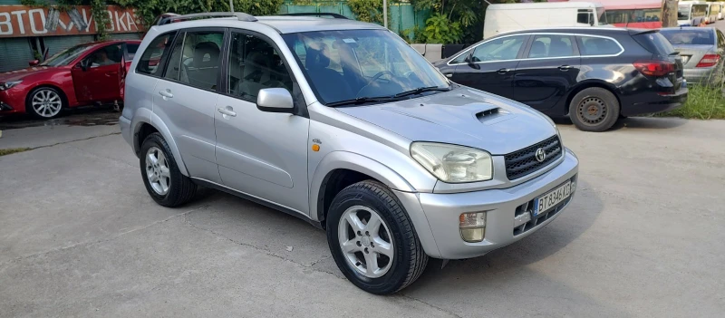 Toyota Rav4 D4D, снимка 2 - Автомобили и джипове - 48965483