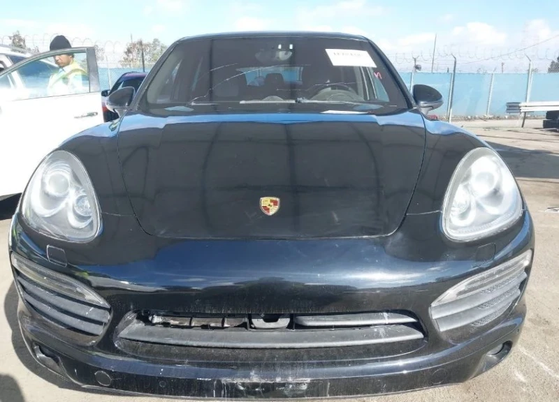 Porsche Cayenne, снимка 2 - Автомобили и джипове - 49220784