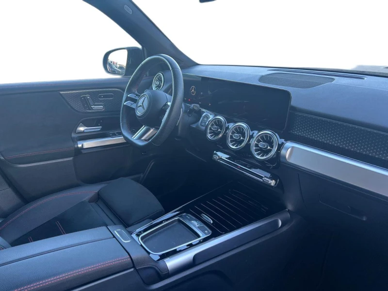 Mercedes-Benz GLB 220 4MATIC 6+ 1, снимка 9 - Автомобили и джипове - 52034716
