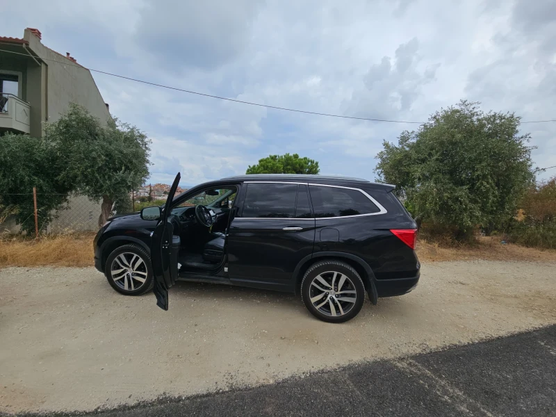Honda Pilot Touring 3.5 V6 AWD, снимка 8 - Автомобили и джипове - 52507747