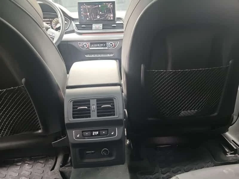 Audi Q5 2.0Т * TECHNIK * CARFAX * , снимка 11 - Автомобили и джипове - 56622505