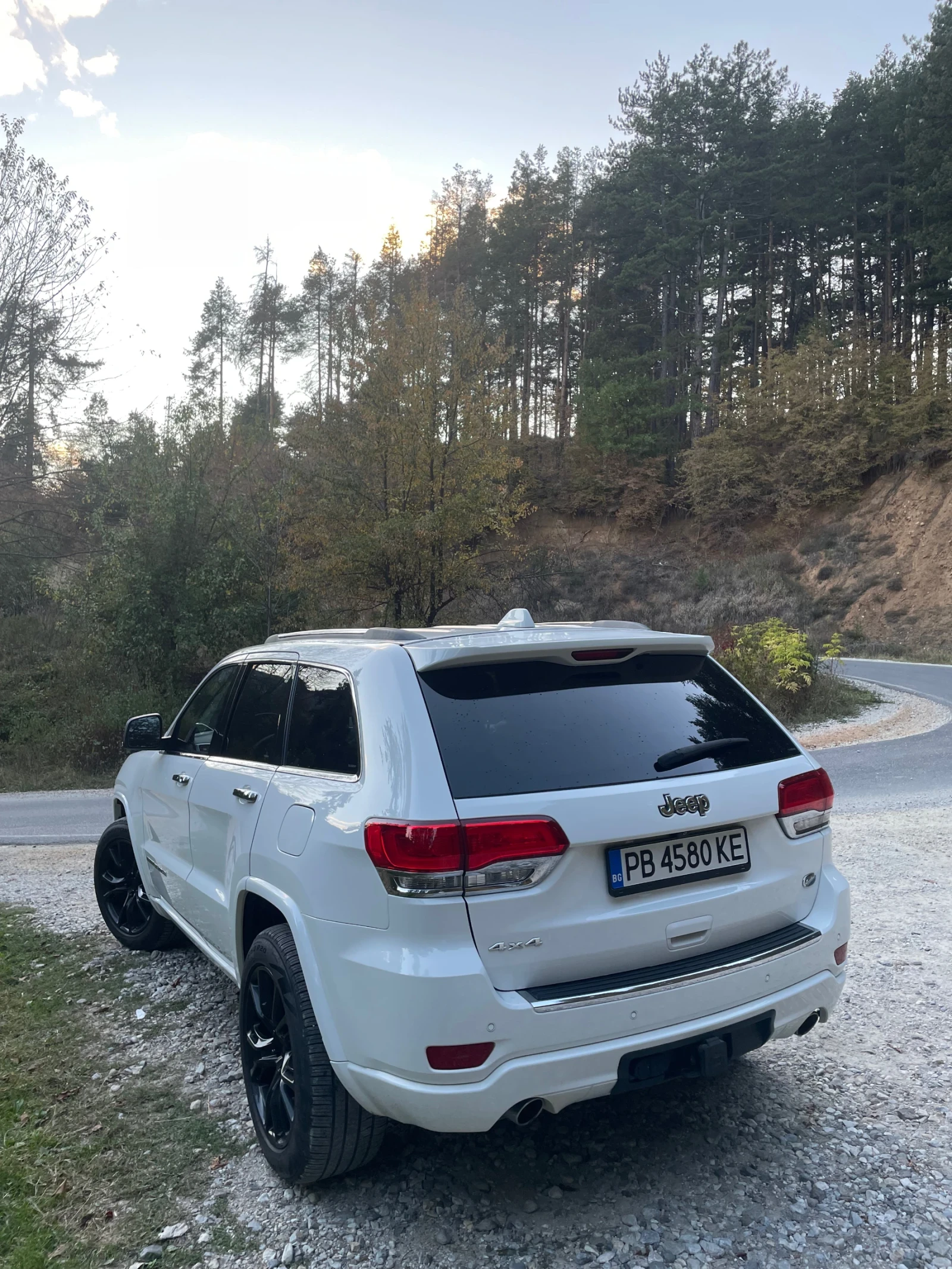 Jeep Grand cherokee 5.7/HEMI/Overland/АГУ - изображение 9