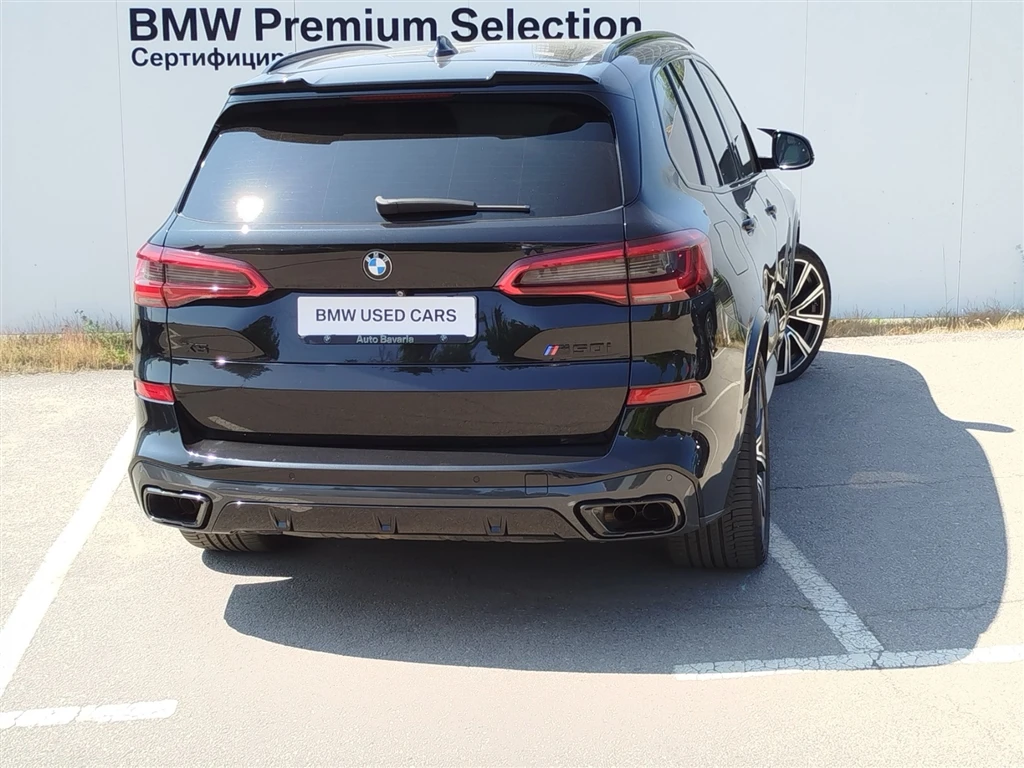 BMW X5 M50i - изображение 2