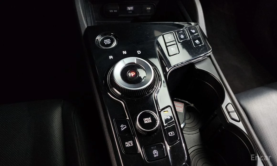 Kia Sportage, снимка 9 - Автомобили и джипове - 54248306