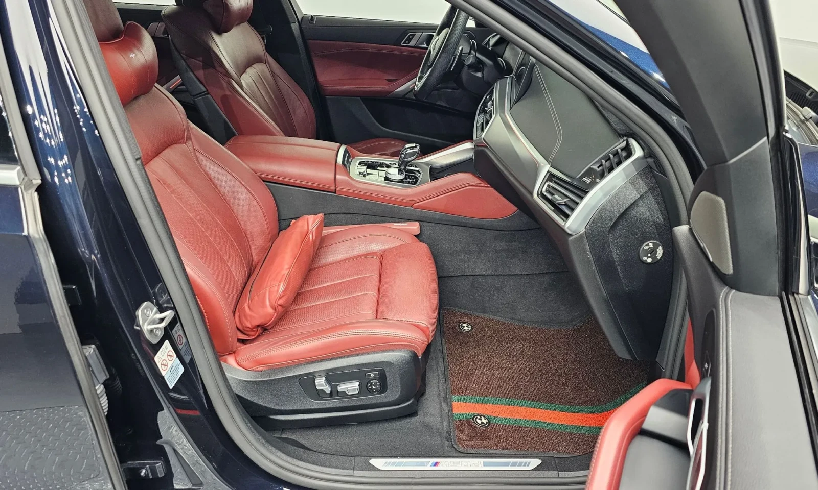 BMW X6 xDrive30d * М Пакет * Обдухване * Хед-ъп * , снимка 7 - Автомобили и джипове - 54263340