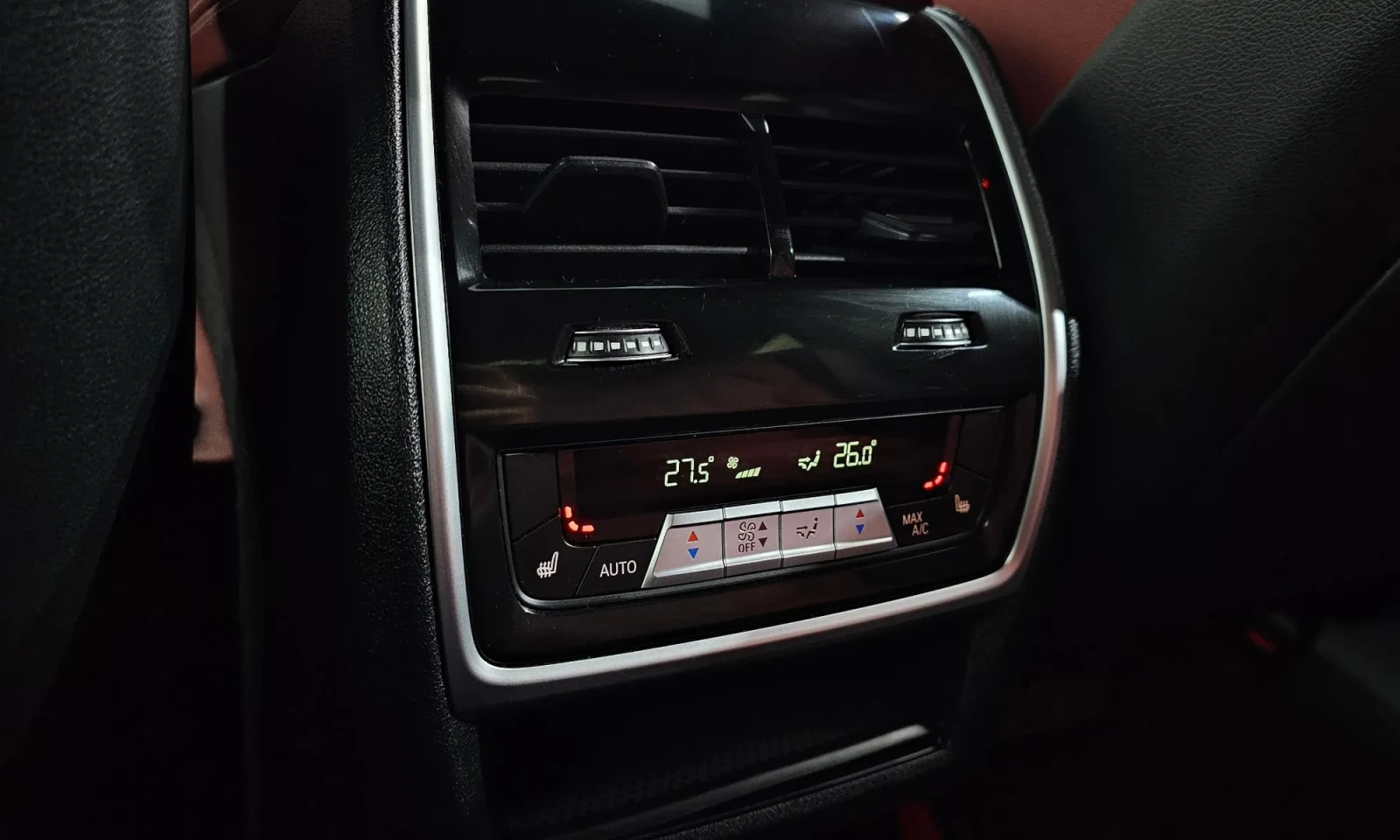 BMW X6 xDrive30d * М Пакет * Обдухване * Хед-ъп * , снимка 14 - Автомобили и джипове - 54263340