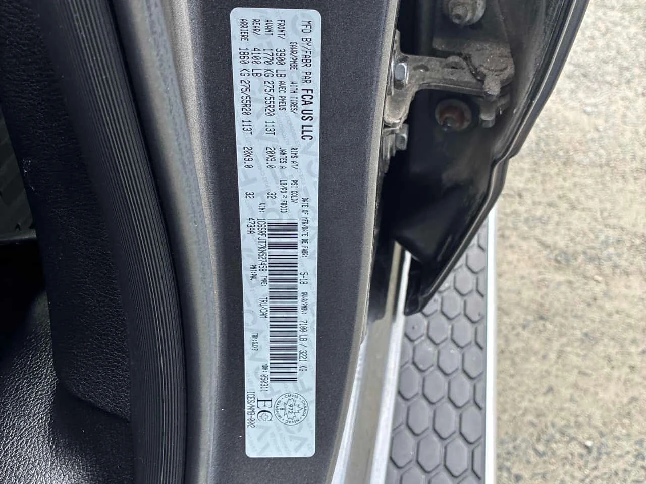 Dodge RAM 1500 * Laramie * ПОДГРЕВ* ОБДУХВАНЕ* KEYLESS* , снимка 11 - Автомобили и джипове - 54312783