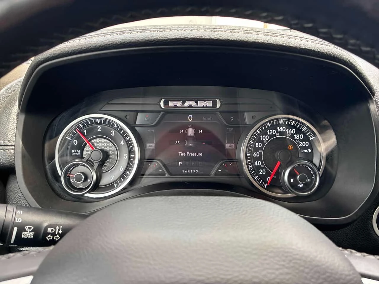 Dodge RAM 1500 * Laramie * ПОДГРЕВ* ОБДУХВАНЕ* KEYLESS* , снимка 8 - Автомобили и джипове - 54312783