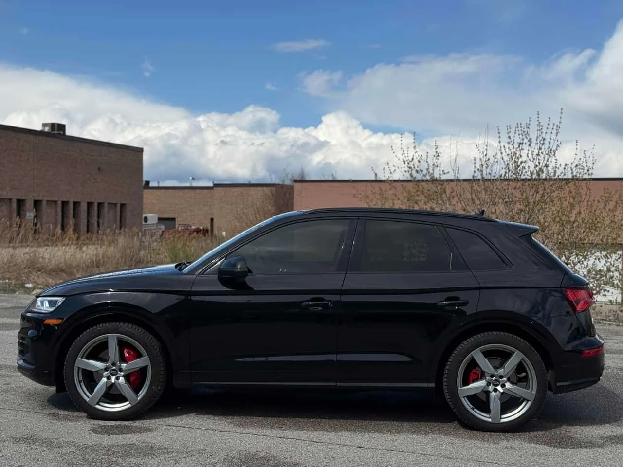 Audi SQ5 Technik /DIS/360/B&O/HUD/FULL !!!, снимка 2 - Автомобили и джипове - 54346178