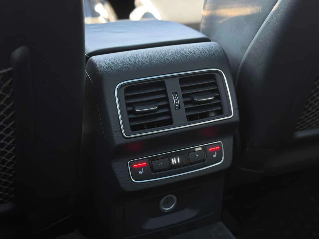 Audi SQ5 Technik /DIS/360/B&O/HUD/FULL !!!, снимка 15 - Автомобили и джипове - 54346178