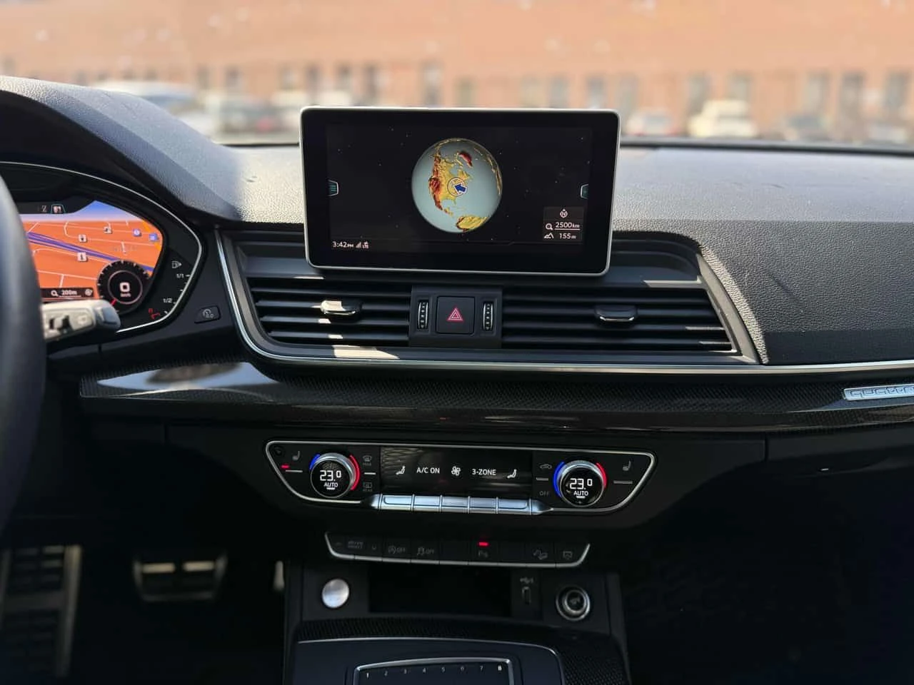 Audi SQ5 Technik /DIS/360/B&O/HUD/FULL !!!, снимка 9 - Автомобили и джипове - 54346178