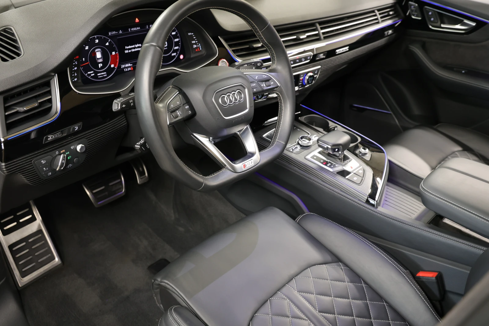 Audi SQ7 4.0 TDI V8 Quattro Panorama 6+ 1 места, снимка 6 - Автомобили и джипове - 55817605