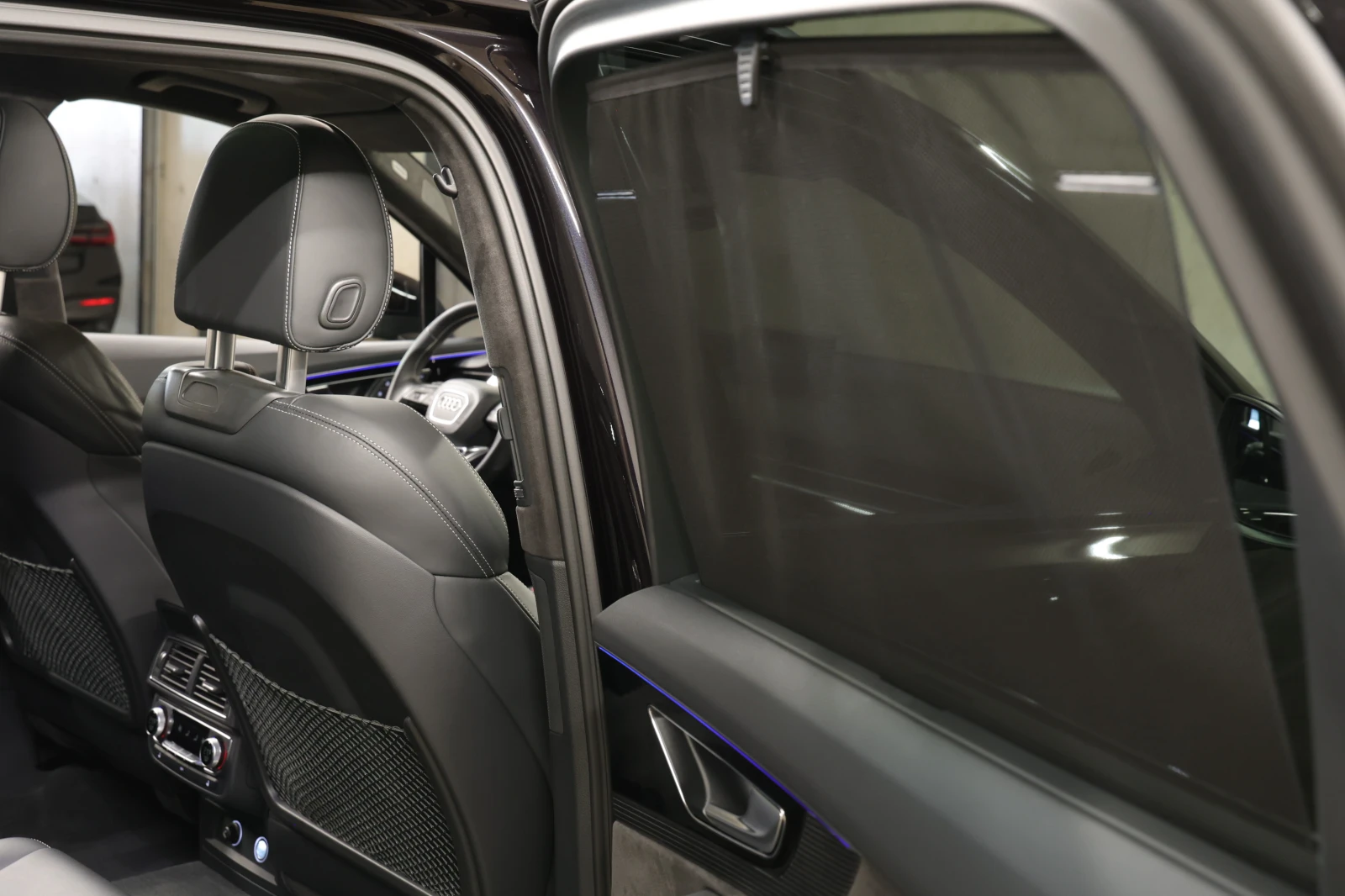 Audi SQ7 4.0 TDI V8 Quattro Panorama 6+ 1 места, снимка 15 - Автомобили и джипове - 55817605