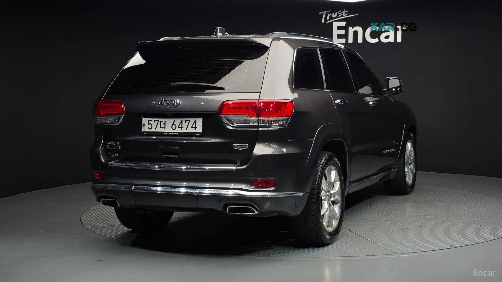 Jeep Grand cherokee SUMMIT* 4X4* 8ZF* DISTRONIC* HARMAN* PANO* ОБДУХ* , снимка 2 - Автомобили и джипове - 55993145