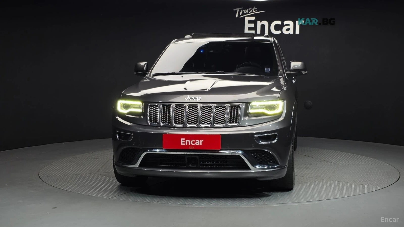 Jeep Grand cherokee SUMMIT* 4X4* 8ZF* DISTRONIC* HARMAN* PANO* ОБДУХ* , снимка 3 - Автомобили и джипове - 55993145