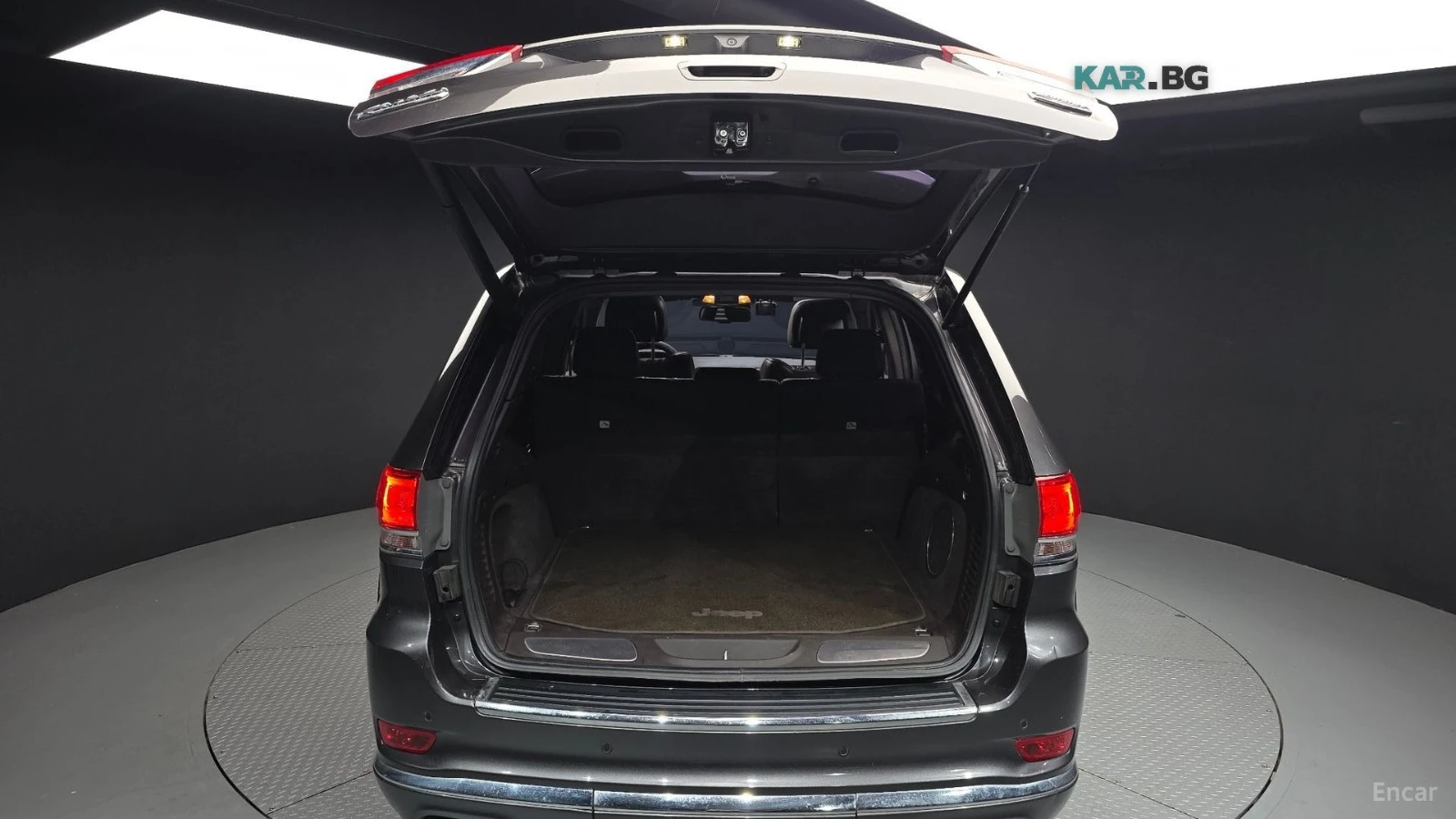 Jeep Grand cherokee SUMMIT* 4X4* 8ZF* DISTRONIC* HARMAN* PANO* ОБДУХ* , снимка 16 - Автомобили и джипове - 55993145