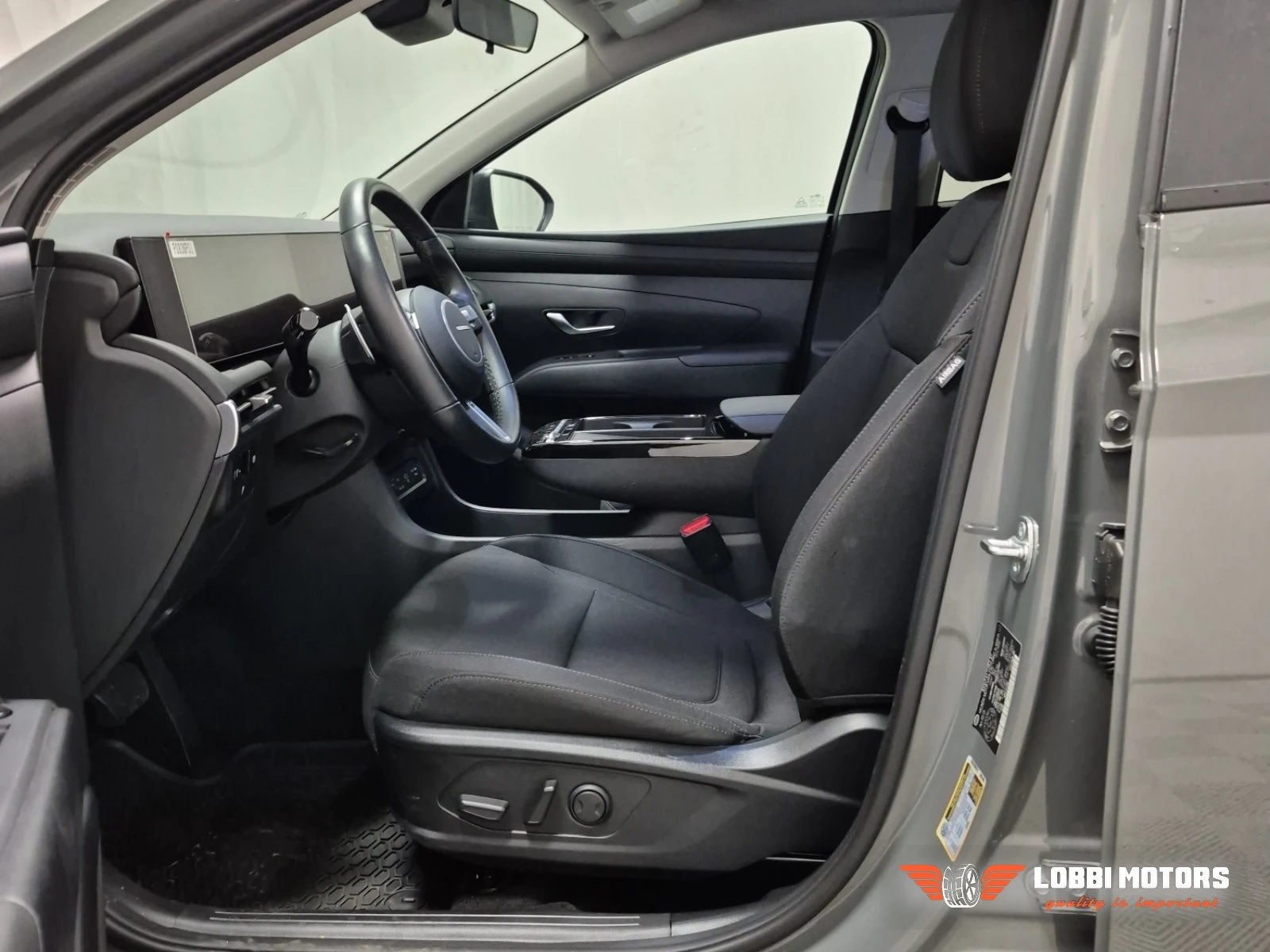 Hyundai Tucson, снимка 5 - Автомобили и джипове - 56295930