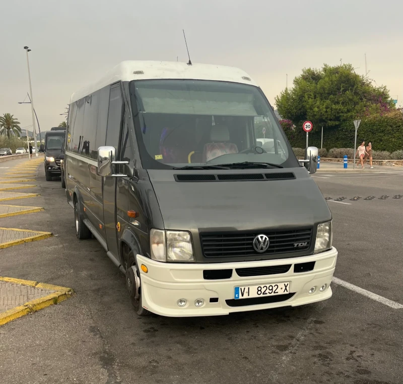 VW Lt 46 2, 8 TDI Автобус, снимка 2 - Бусове и автобуси - 52719522