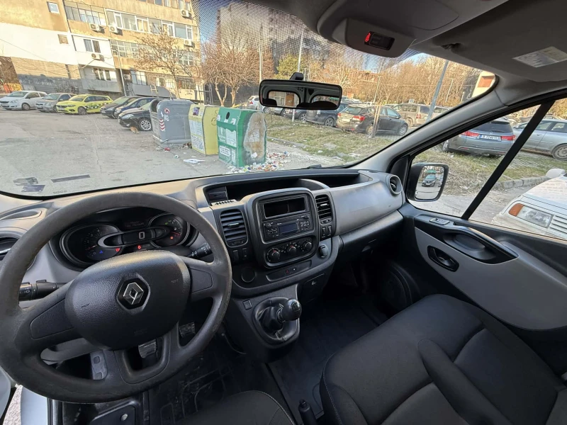 Renault Trafic, снимка 9 - Бусове и автобуси - 53316669