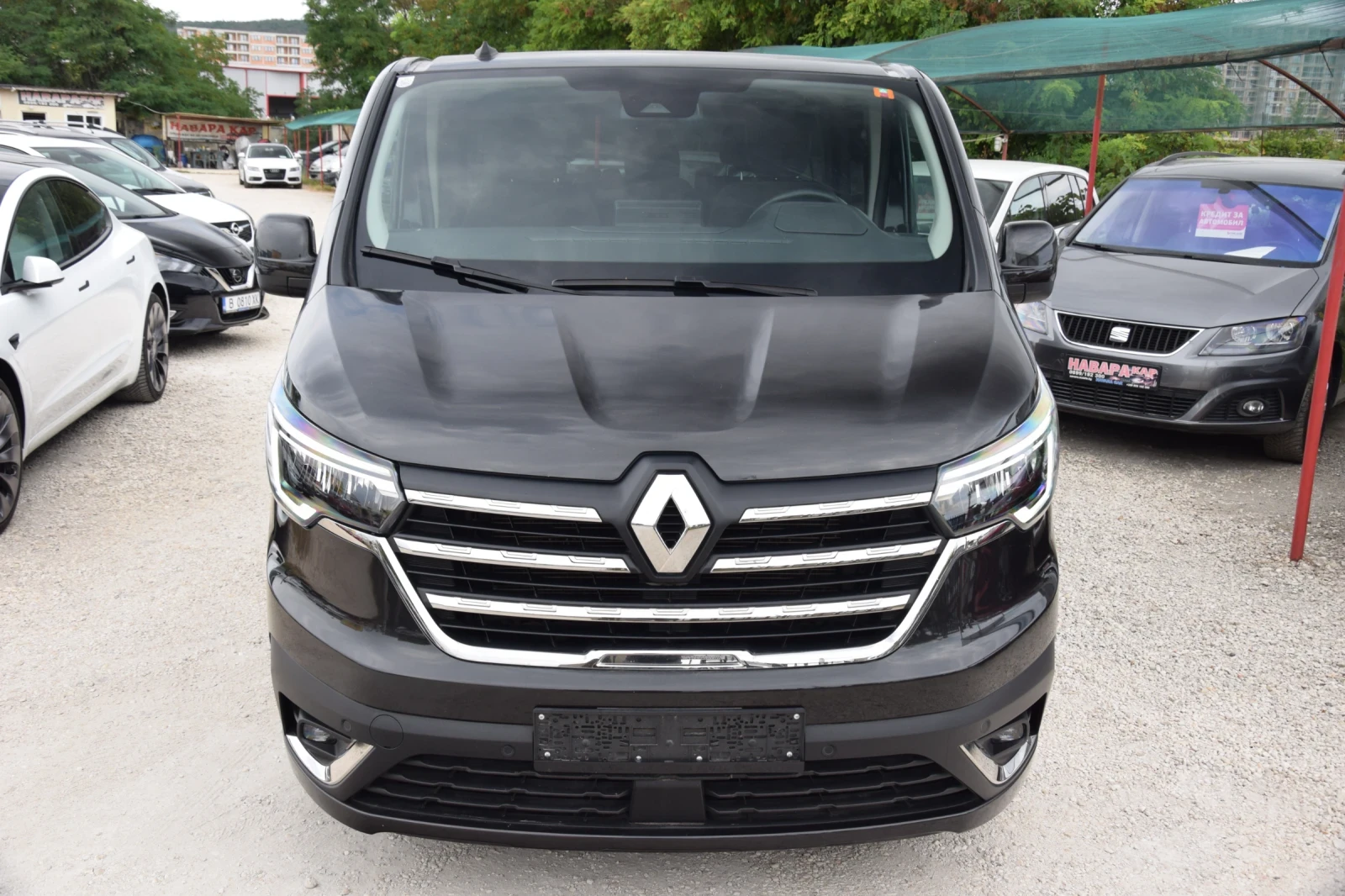 Renault Trafic 2.0DCI SPACE CLASS Automatic 8 места , снимка 2 - Бусове и автобуси - 55655884
